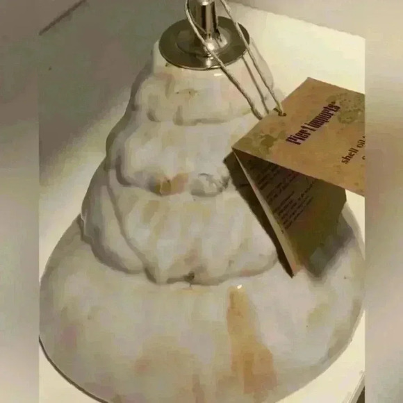NWT Pier 1 Coastal Shell Oil Lamp‎ Excellent Condition from a Smoke Free Home - Picture 1 of 13